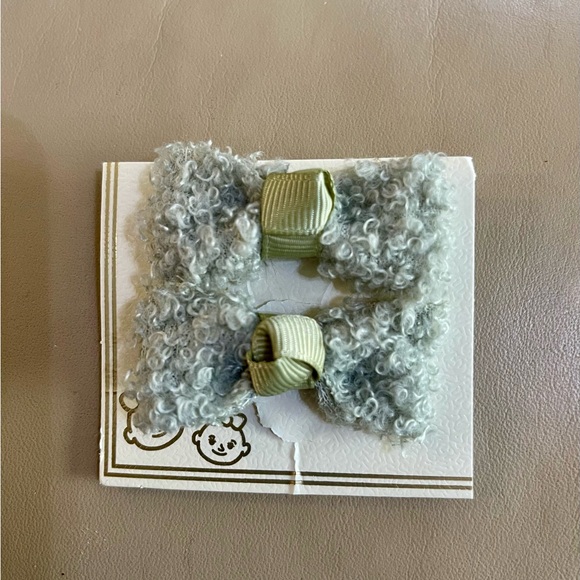 BrandNew super cute Ava&Olivia Clips.Buy 2 pairs or more &save more❤️ - Picture 1 of 2